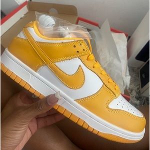 YELLOW NIKE DUNKS 1’s